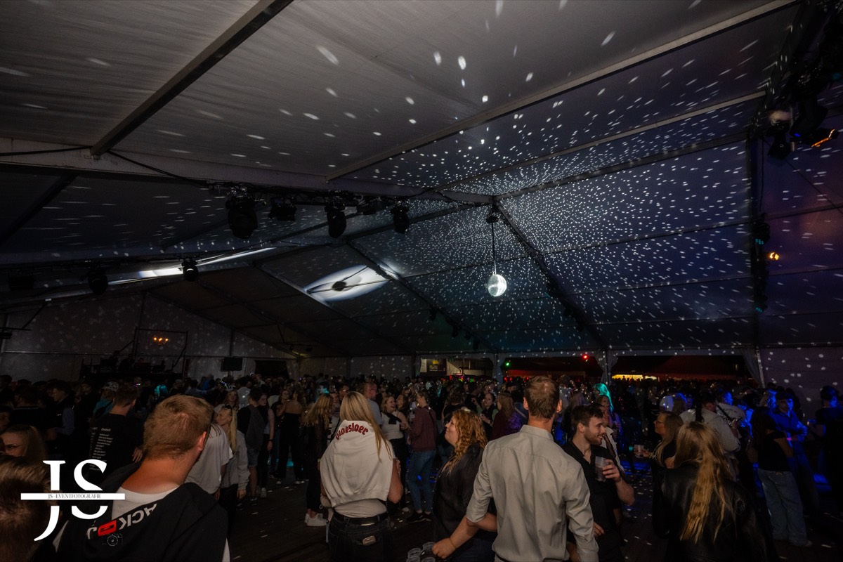 Impression von der Bullendorfer DJ Night 2025