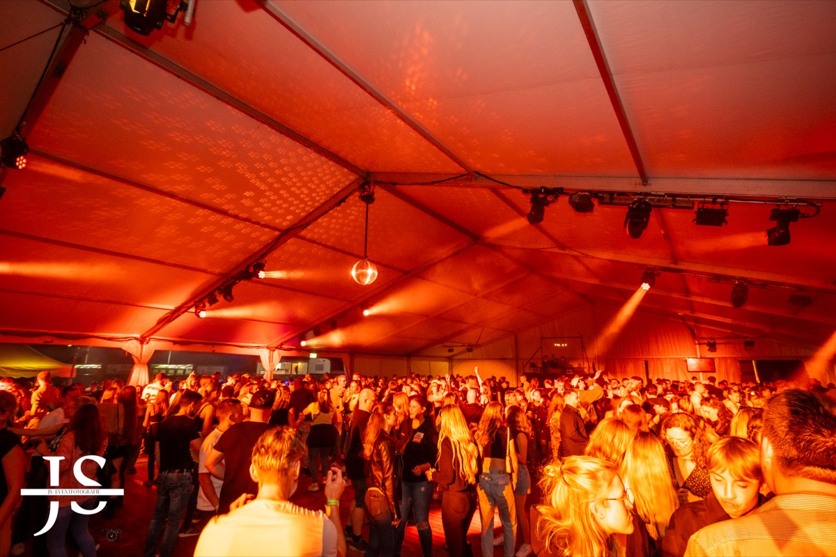 Impression von der Bullendorfer DJ Night 2025