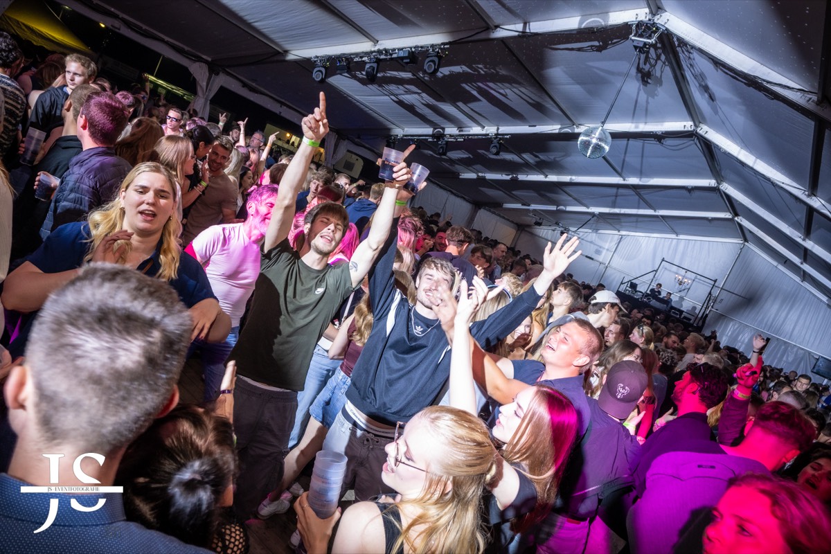 Impression von der Bullendorfer DJ Night 2025