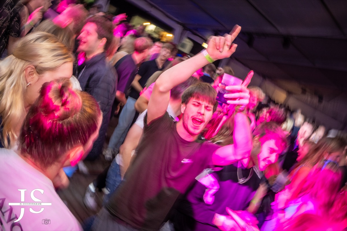Impression von der Bullendorfer DJ Night 2025