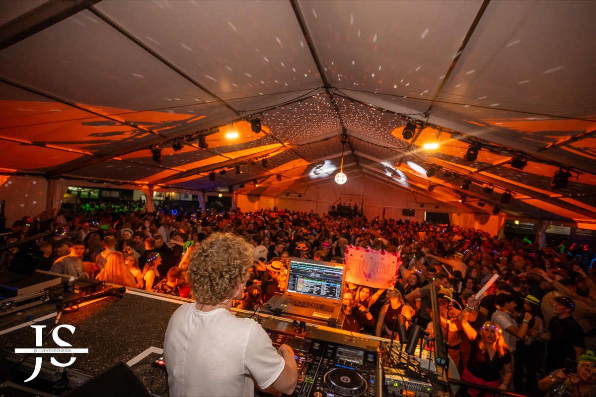 Impression von der Bullendorfer DJ Night 2025